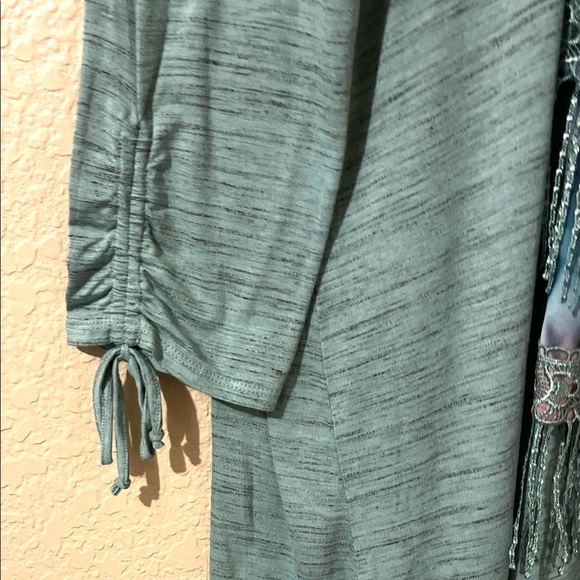 One World Dressy green shirt plus size - Picture 2 of 4